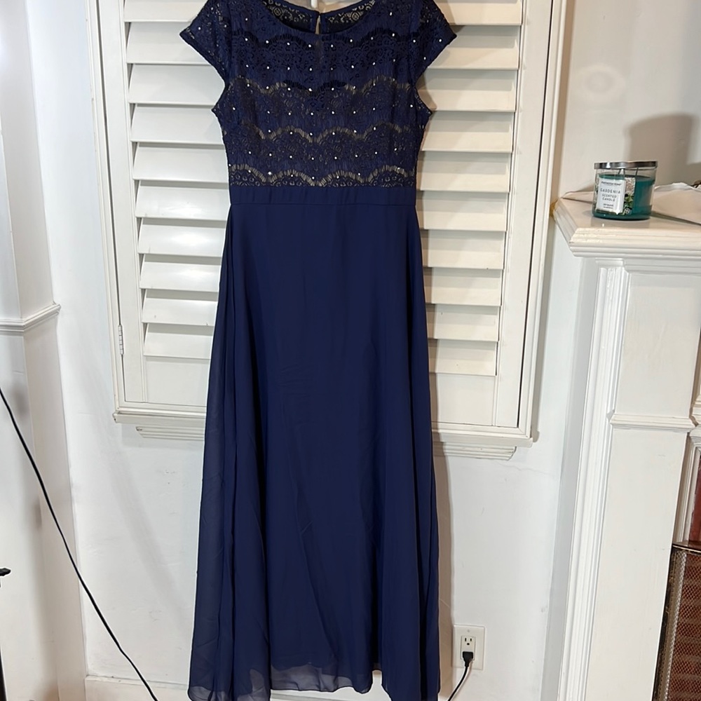 NWT blue lace & chiffon maxi formal party dress